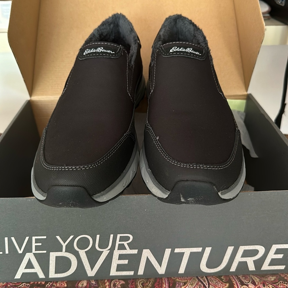 Eddie Bauer men’s Black Shelvin Moc SZ 12